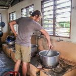 guillaume apprend a cuisiner indien volontariat malaisie