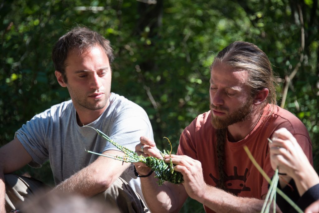 Nans Thomassey et Kim Pasche stage vie sauvage et vagabondage